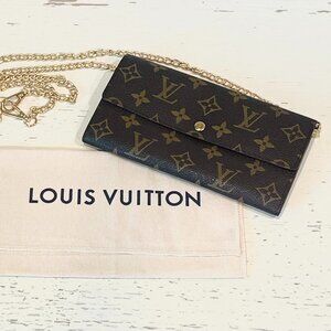 Louis Vuitton Monogram Sarah Wallet, Monogram Canvas (Free Chain Included)